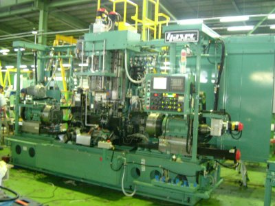 リヤーアクスルケース加工専用機