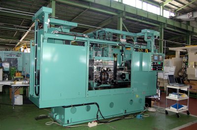 アクスルハウジングピースボーリング専用機