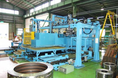 フランジドリル、タップ加工専用機