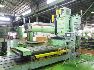 大型船舶用ラダー穴加工、複合加工機能付き　横型CNCフェーシング加工機【FLEXU+RUDDER】