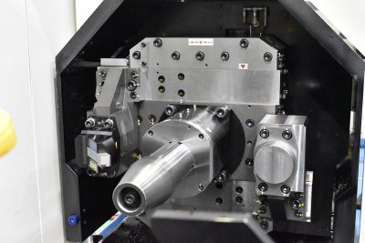 モーターフレーム加工用 対向中空フェーシング加工機