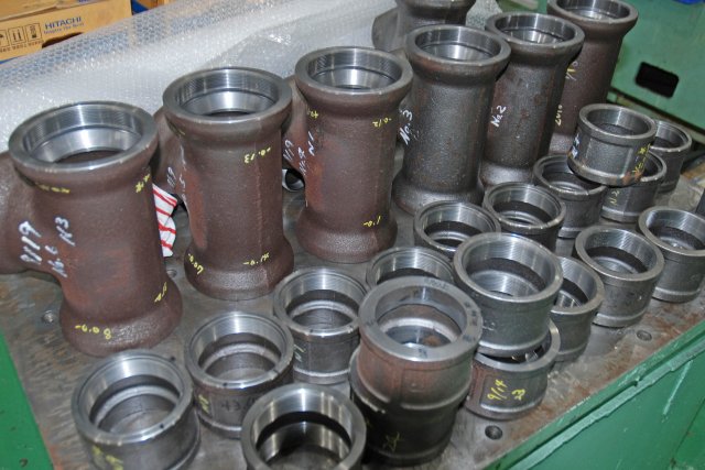 継手_2018-09_3方向NCフェーシング専用機_加工物